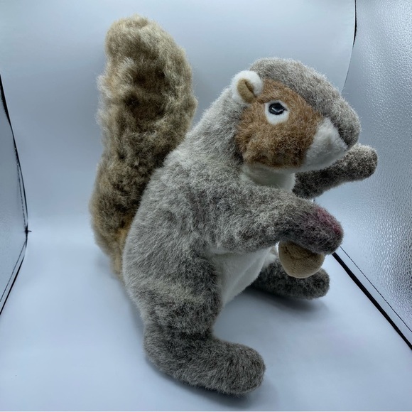 Folkmanis Gray Squirrel Holding Acorn 11” Plush Hand Puppet Toy - Picture 1 of 8